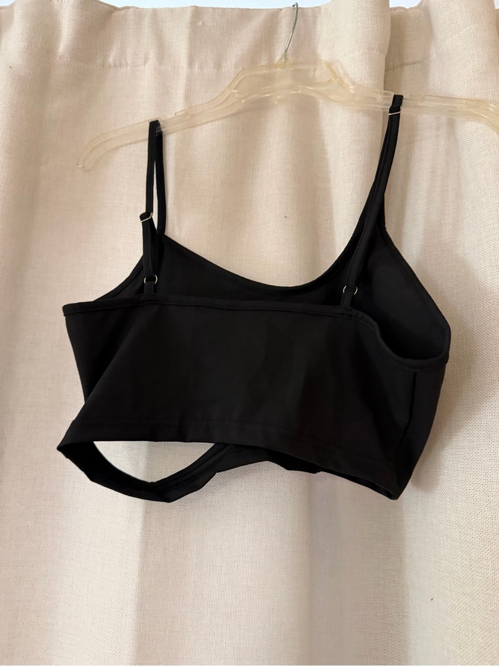 SHEIN Black Asymmetric Cutout Crop top - Picture 3 of 4